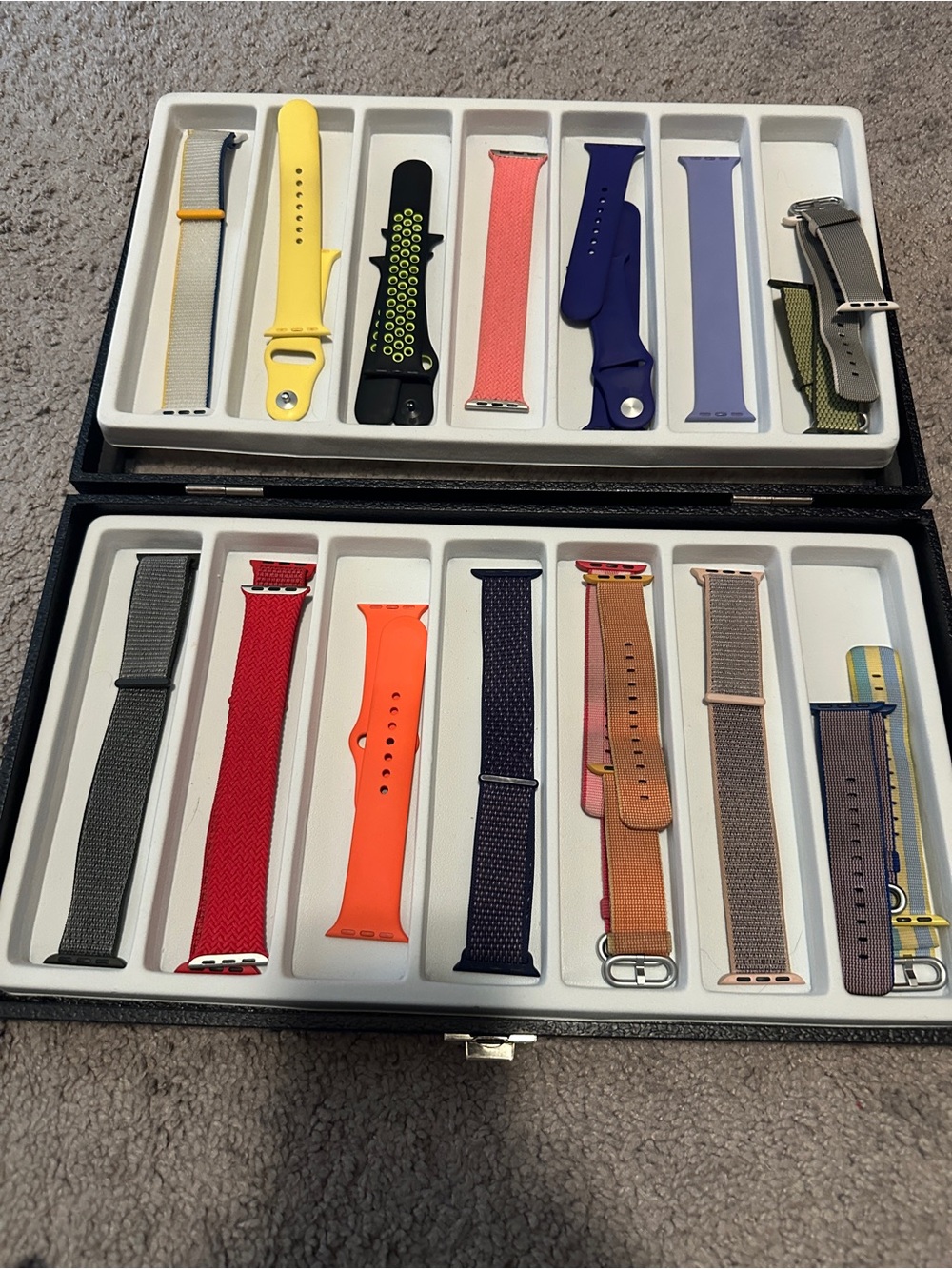 Apple Watch bundle - Picture 4 of 4